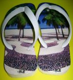 Sandálias similares  personalizadas Calçadão de Copacabana
